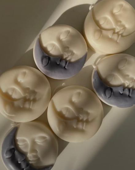 3D Moon Candle